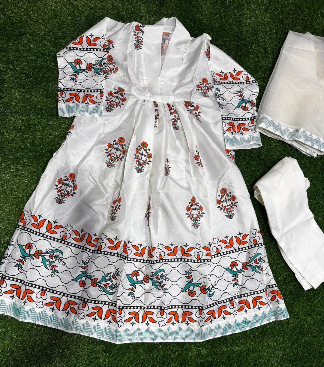 Elegant White Lawn 3-Piece Dress with Floral Print